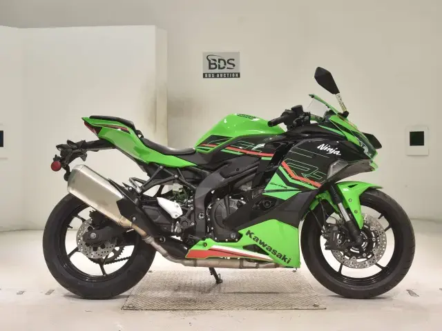 Kawasaki ZX-4R SE