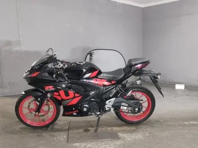 Suzuki GSX-R125 — фото 2
