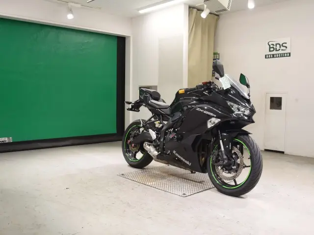 Kawasaki NINJA ZX-25R — фото 3