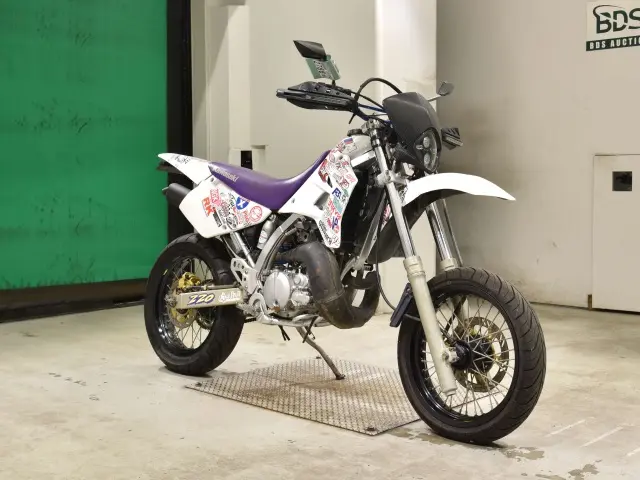 Kawasaki KDX220SR — фото 4