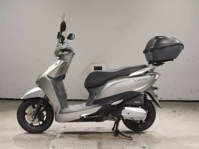 Honda LEAD125 — фото 2
