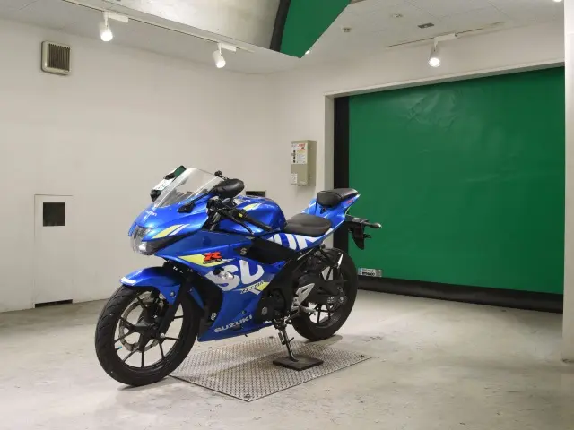 Suzuki GSX-R125 — фото 4