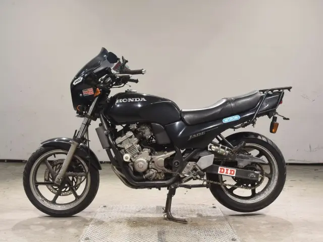 Honda JADE CB250 — фото 2
