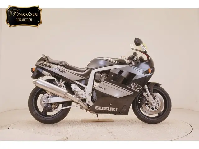Suzuki GSX-R1100